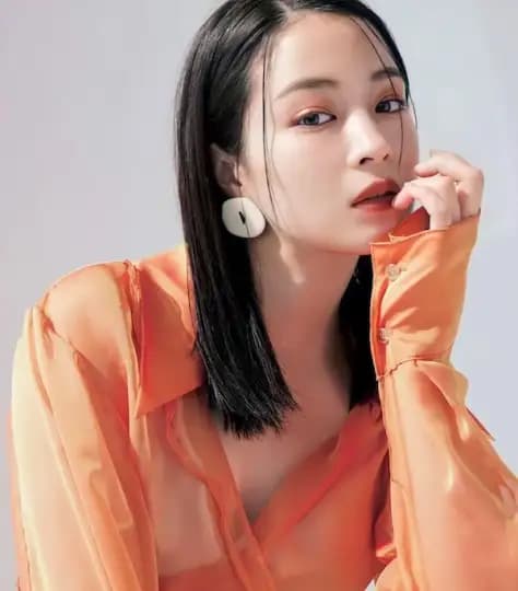 女性芸能人濡れ場シーン