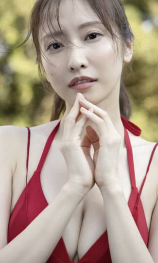 佐野ひなこ おっぱい