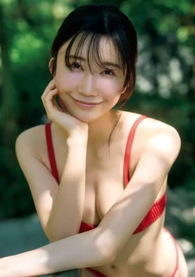 小倉優香 おっぱい