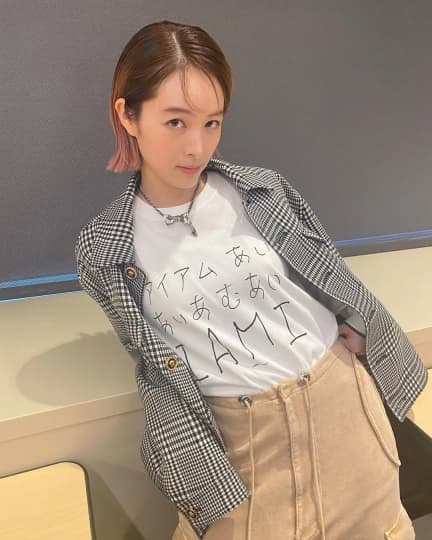 清野菜名　おっぱい
