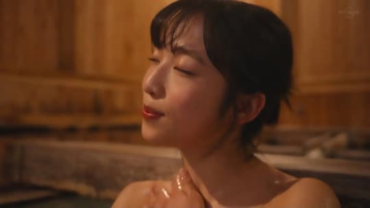 小栗有以 エロ