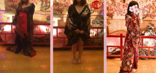 女性