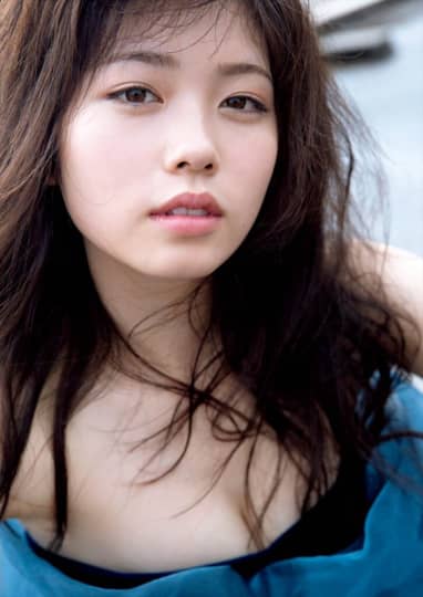 小芝風花 おっぱい
