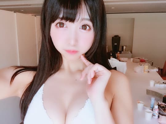 真島なおみ エロ