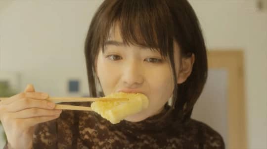 山田杏奈 おっぱい