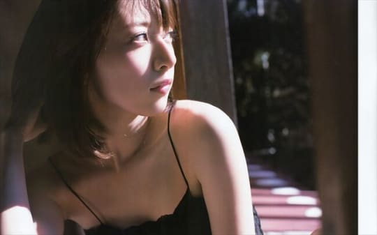 橋本奈々未 おっぱい