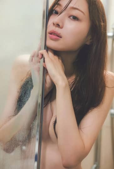 梅澤美波 おっぱい