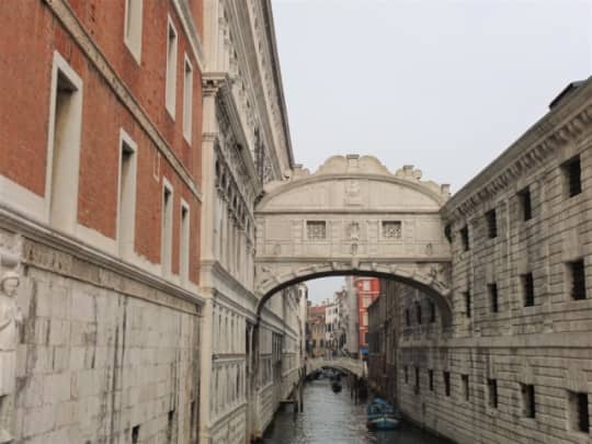 ベネチア　ため息の橋