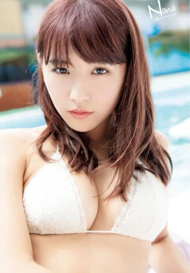 浅川梨奈 おっぱい
