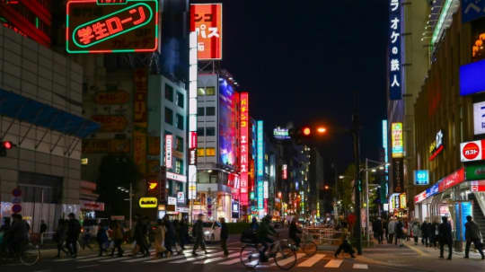 高田馬場駅前