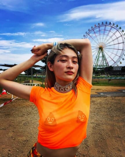 コムアイ 乳首