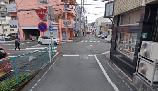 熱海市の交差点