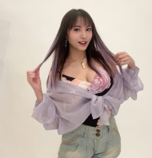 たかはし智秋 おっぱい
