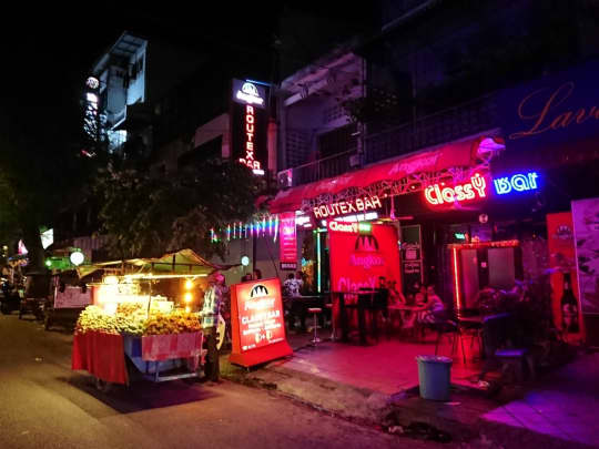 カンボジア 置屋