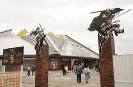 進撃の巨人の入口