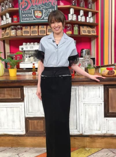 アッキーナ　ショートヘア