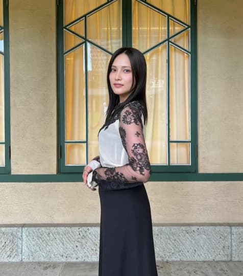 入山杏奈 おっぱい
