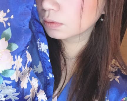 女性