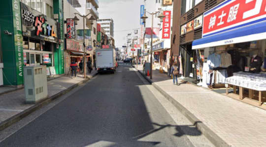 亀有駅北口の雑居ビル街