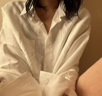 女性