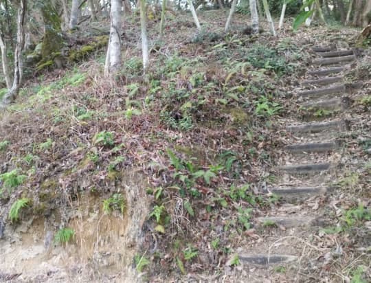 古湯城登山道