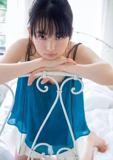 山田杏奈 おっぱい
