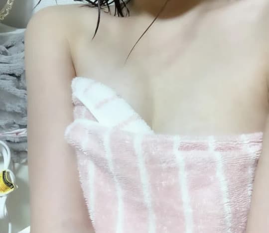 女性