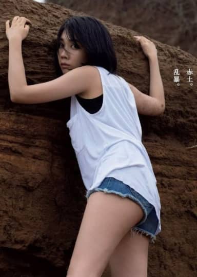 松本穂香　おっぱい