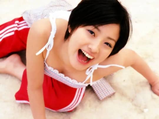  上戸彩 おっぱい