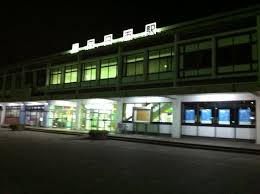 四日市駅　夜
