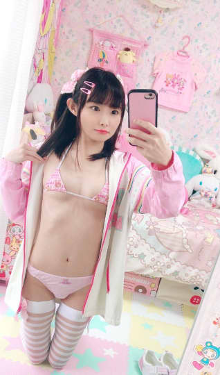 初芽里奈