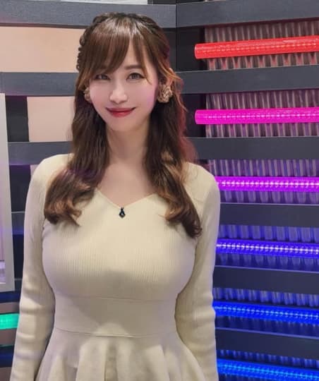 塩地美澄　乳首