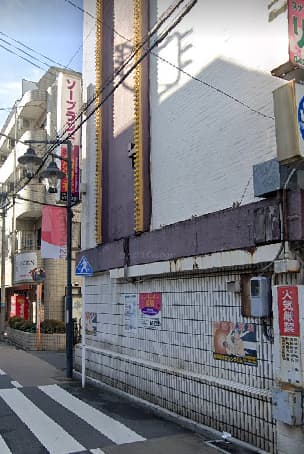 白い建物