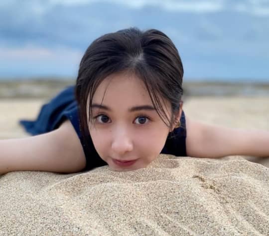堀田真由 おっぱい