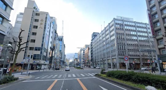 【セレブ秘密室】への行き方