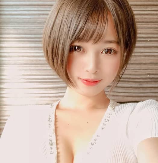 紗藤まゆ