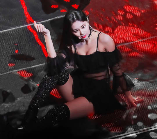 ツウィ（TZUYU） おっぱい