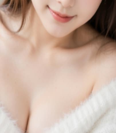 女性