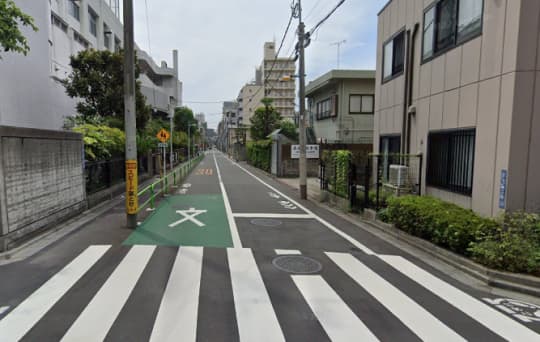 大東区立東泉小学校前