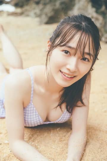 守屋麗奈 おっぱい