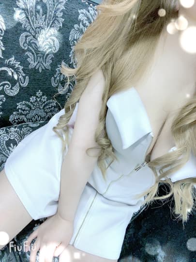せりなvividマダム梅田さんより