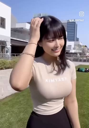東雲うみ
