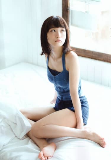 深川麻衣のエロいまんすじが超スケベ！