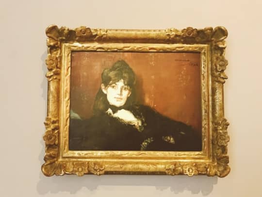 横たわるベルト・モリゾの肖像