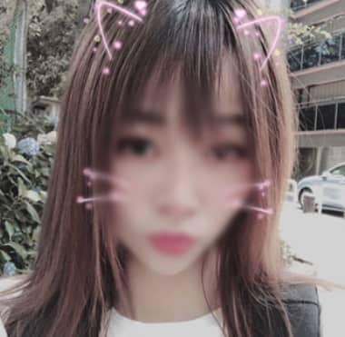 女性