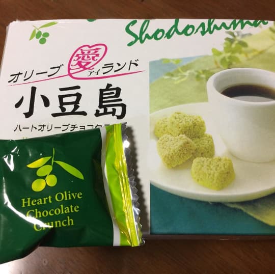 ハートオリーブチョコクランチ