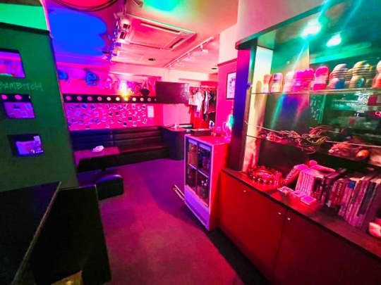 バンビッチ店内
