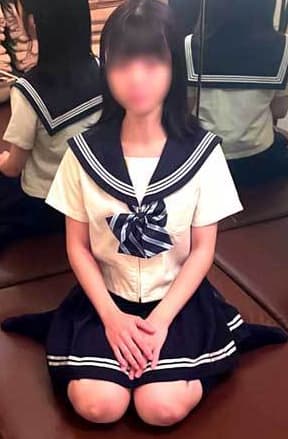 女の子