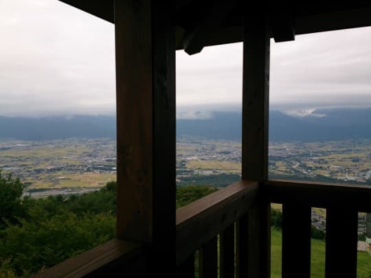 長峰山山頂にある展望塔