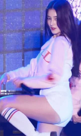 MOMOLAND(モモランド) 流出